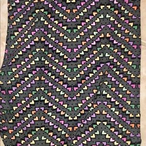LuLaRoe TC Multicolor Heart Leggings